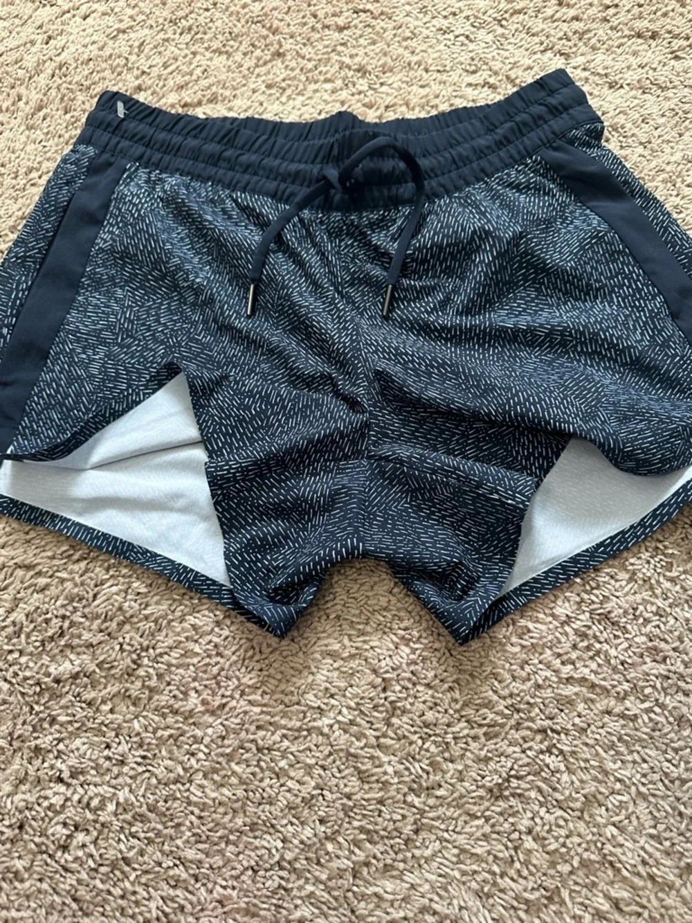 Athleta Baja Navy Blue Printed Shorts Drawstring Waist Pockets Size 6